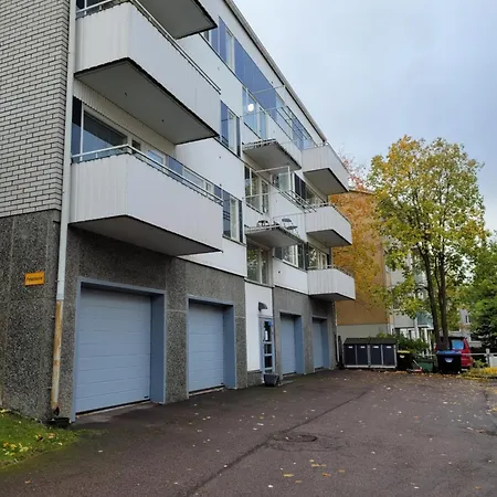 Apartment Near Center, Free Wi-fi & Parking *